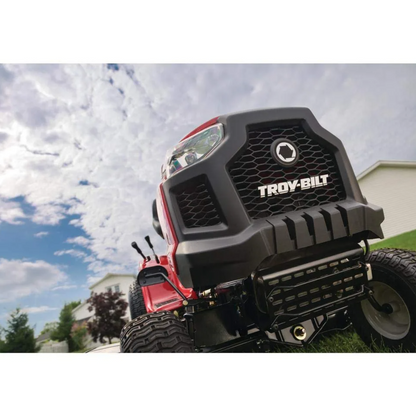 Casavibeo Troy Bilt Bronco 42-inch riding lawn tractor with 19 HP Briggs & Stratton engine and automatic drive system.
