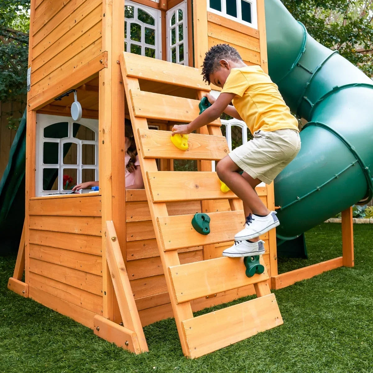 Casavibeo Ridgemoor Perch Swing Set with sturdy wooden perch and ropes, ideal for outdoor play and backyard fun.