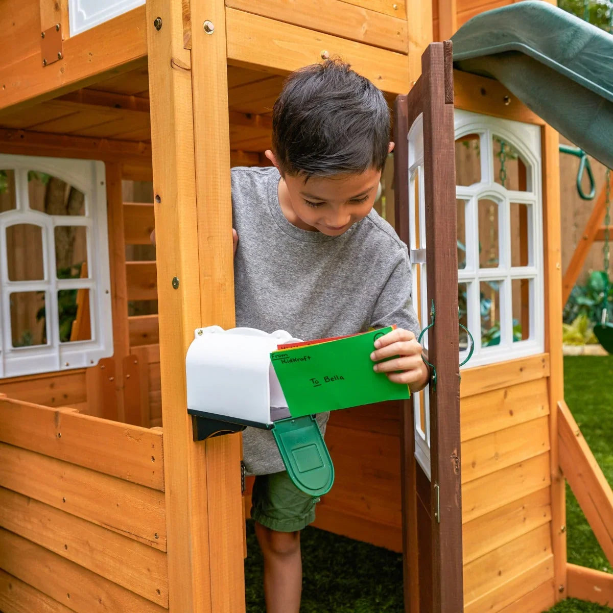 Casavibeo Ridgemoor Perch Swing Set with sturdy perch and safety ropes, ideal for outdoor play and backyard amusement.