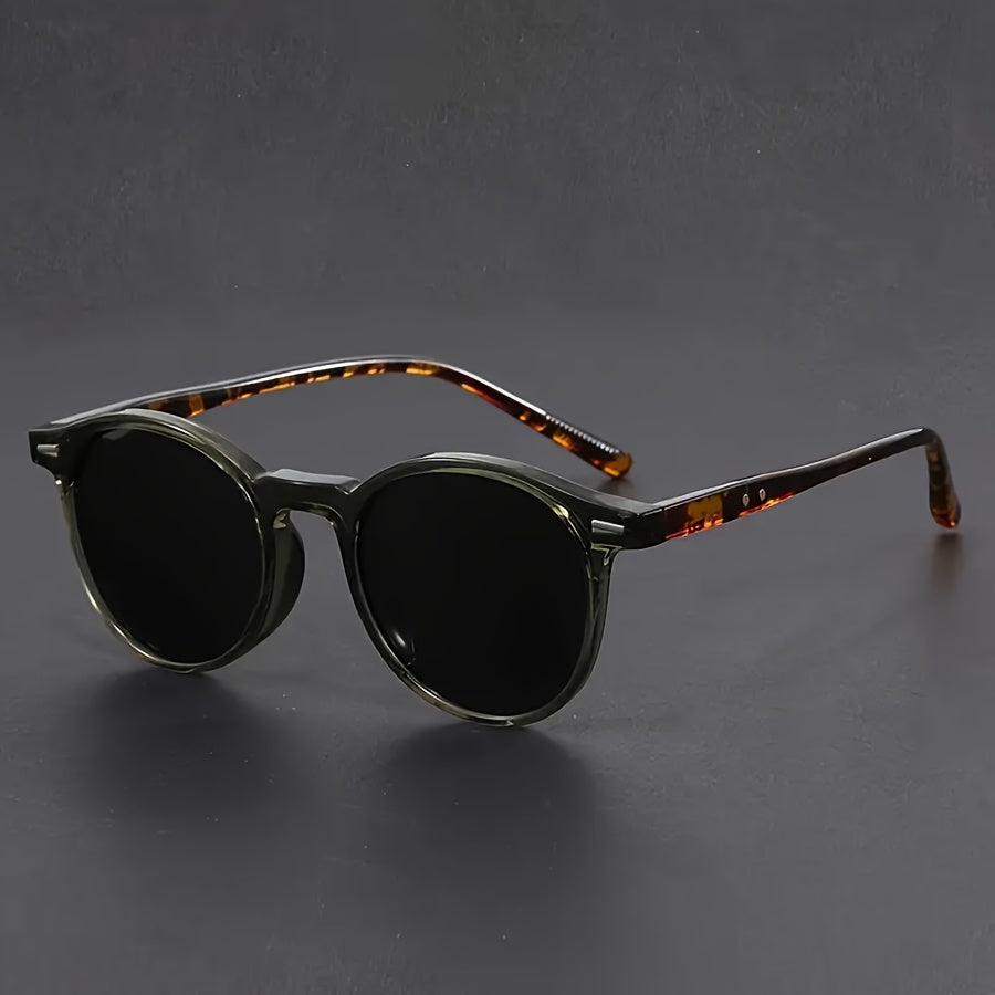 Men's retro round sunglasses with tortoiseshell lightweight frame and UV400 protection, stylish accessory by BowLift