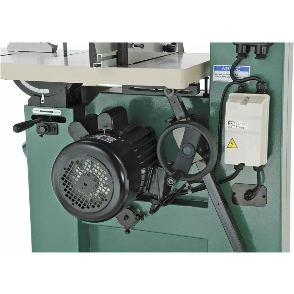 Casavibeo 21-inch industrial bandsaw G0531B with 5 HP motor and brake, showing the saw's cutting area and sturdy metal frame.