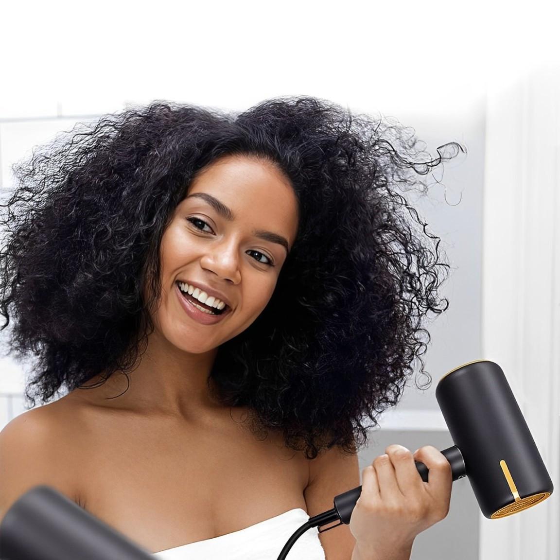 Belro professional hairdryer with ergonomic handle and multiple heat settings, ideal for quick and efficient hair drying.