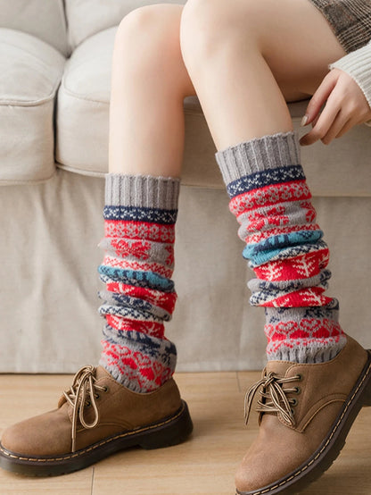 Gray Belro cozy knit leg warmer for fall and winter, soft and warm clothing accessory for added comfort and style.