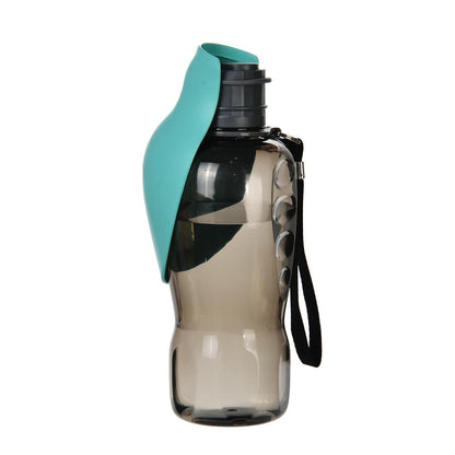 Belro portable dog water bottle in green, compact pet supplies for feeding and watering dogs on the go.