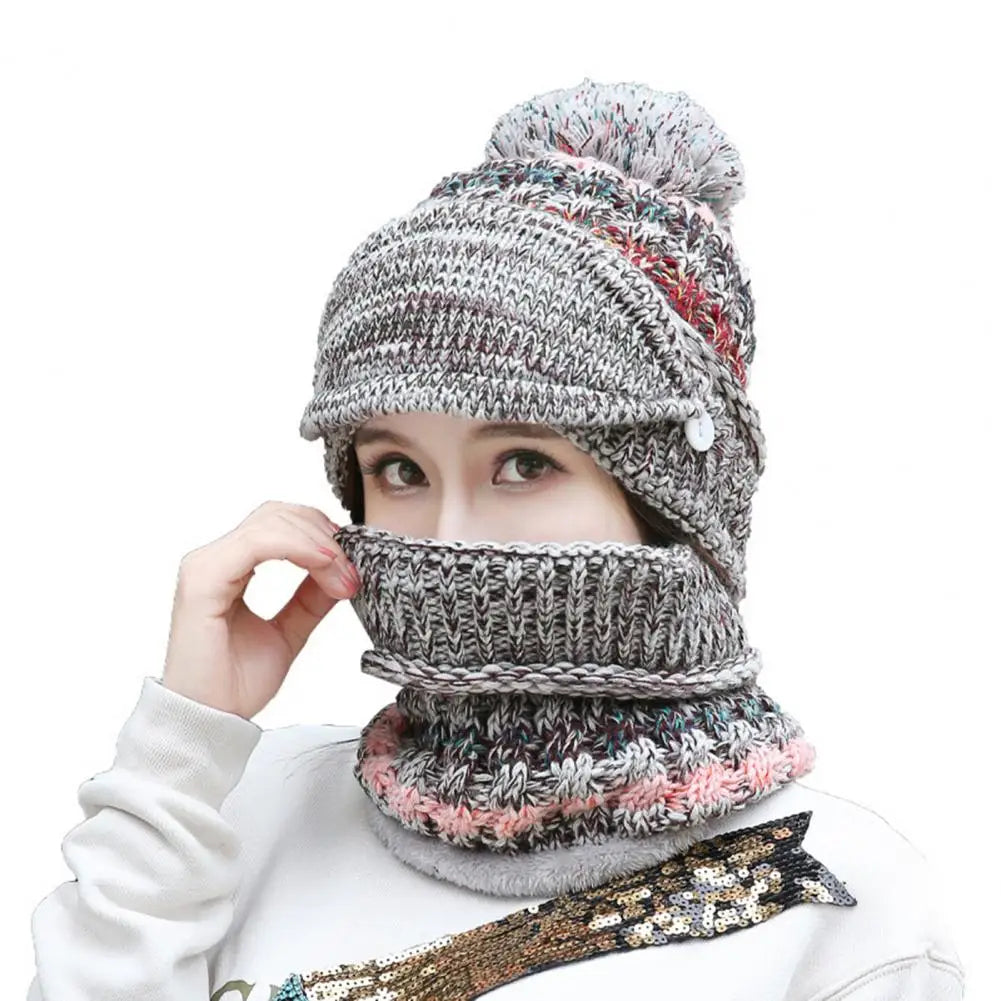 Gray knitted hat and scarf set with velvet lining from Belro, cozy winter accessories for cold weather.