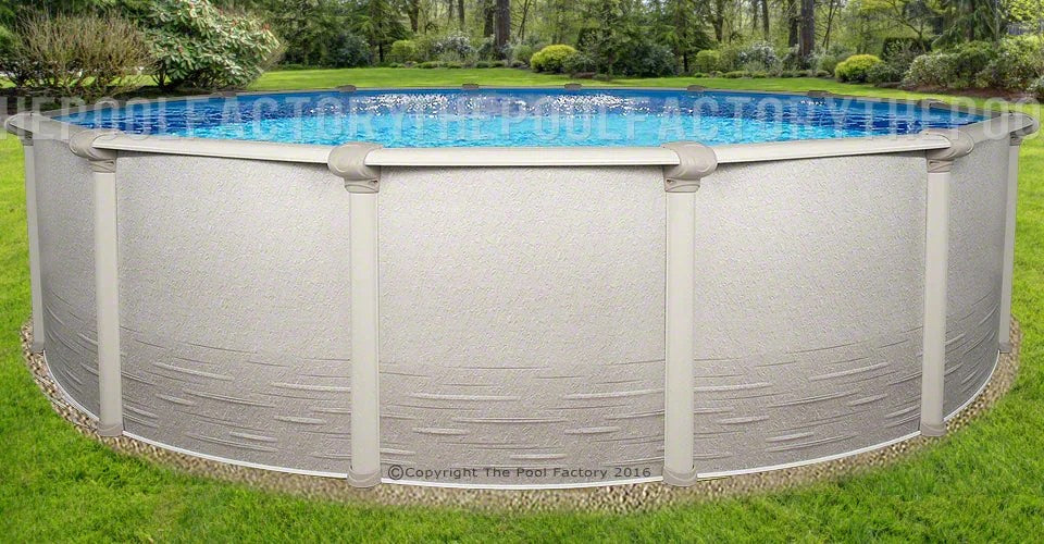 Casavibeo Signature RTL Round Above Ground Swimming Pool with reflective blue water and sturdy frame, designed for backyard enjoyment.