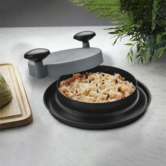 Belro chicken shredder tool for kitchen and dining, showing stainless steel blades for easily shredding cooked chicken.