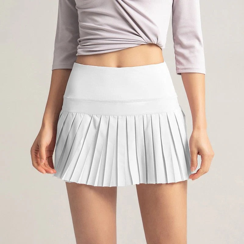 Belro tennis skirt for women, lightweight athletic clothing with a comfortable fit, suitable for tennis and activewear.