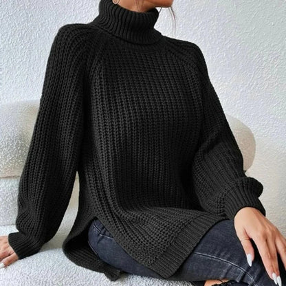 Belro turtleneck sweater in cozy knit fabric, featuring a fitted design and classic ribbed collar for stylish warmth.