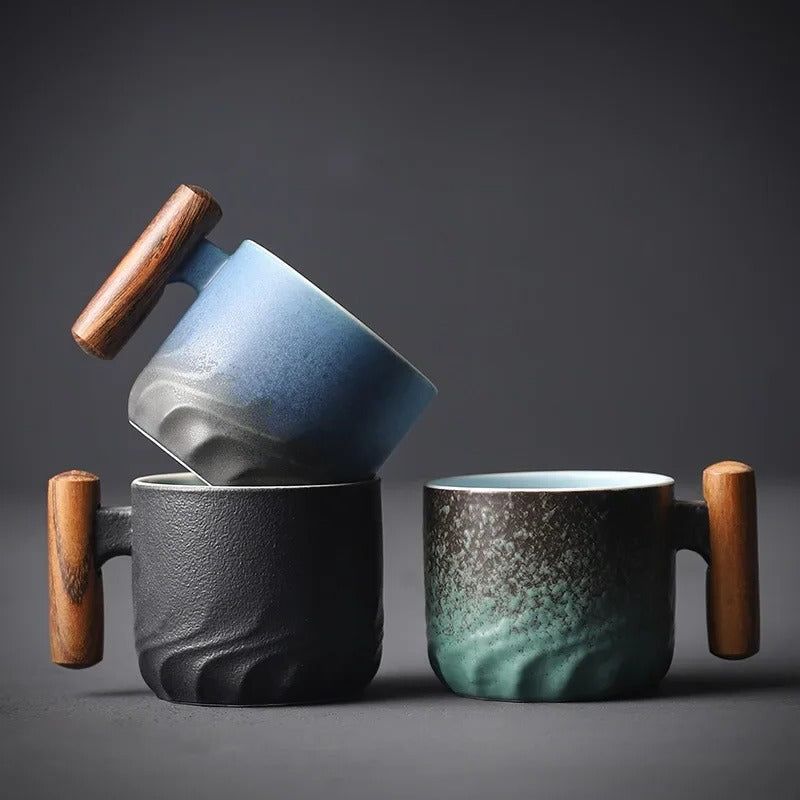 Belro vintage espresso cups with wooden handles, ideal for coffee lovers, featuring classic design and durable craftsmanship.