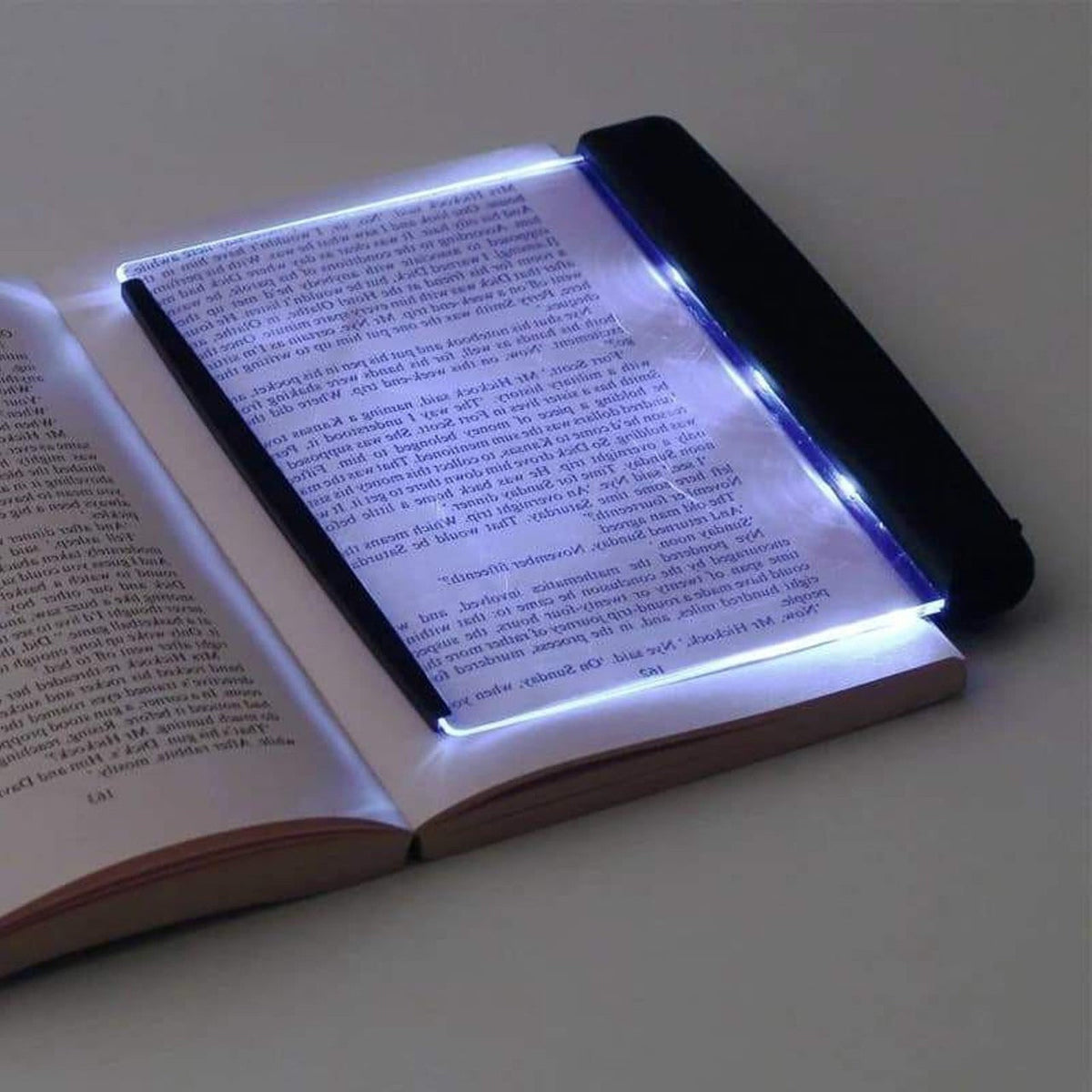 Belro portable reading lamp for outdoor use, compact design with adjustable brightness for home and garden lighting.
