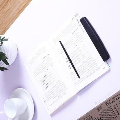 Belro portable reading lamp for outdoor use, compact design with adjustable brightness for home and garden lighting.