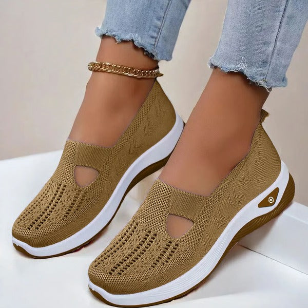 Belro soft sole elderly slippers with cushioned interior and slip-resistant soles, designed for comfort and easy wear.