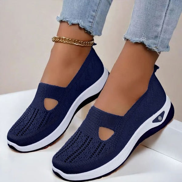 Belro soft sole elderly slippers with cushioned interior and slip-resistant sole, designed for comfort and support.