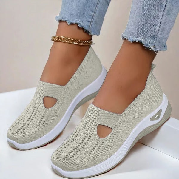 Belro soft sole elderly slippers with cushioned interior and slip-resistant soles, designed for comfort and safety.