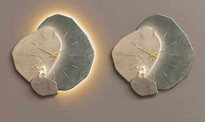Belro minimalist wall clock with a sleek design, round face, and simple hour markers for modern home decor.