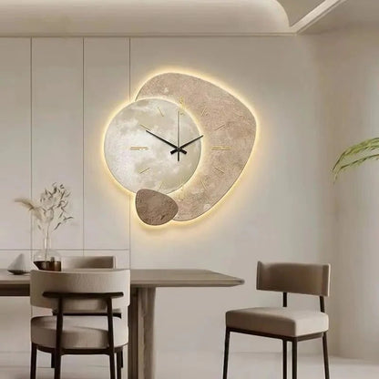 Belro minimalist wall clock with sleek design, round face, and simple hour markers, perfect for modern home decor.