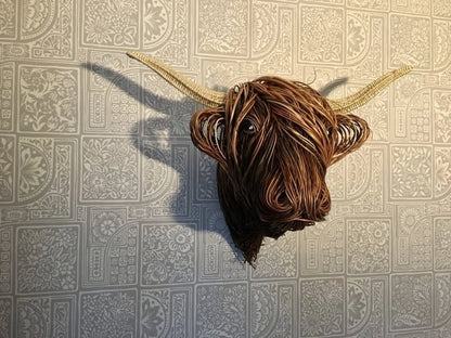 Wall-mounted cow sculpture by Belro, decorative metal figurine for home and garden decor, featuring a realistic cow design.