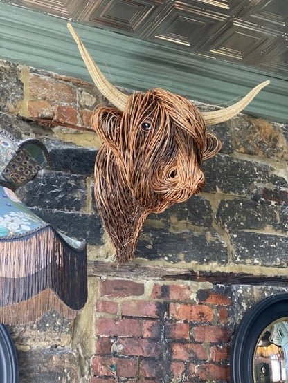 Wall-mounted Belro cow sculpture for home decor, featuring a detailed and rustic design suitable for garden or interior decoration.