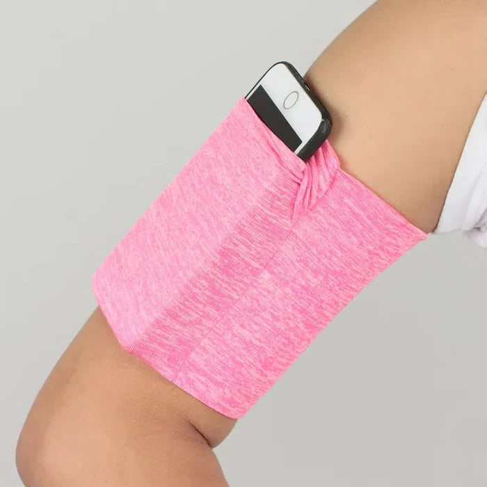 Belro running arm phone bag worn on arm, lightweight activewear accessory with adjustable strap for secure fit during exercise.