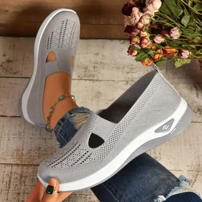 Belro women’s comfort mesh sneakers with breathable mesh upper and cushioned sole, designed for casual wear.
