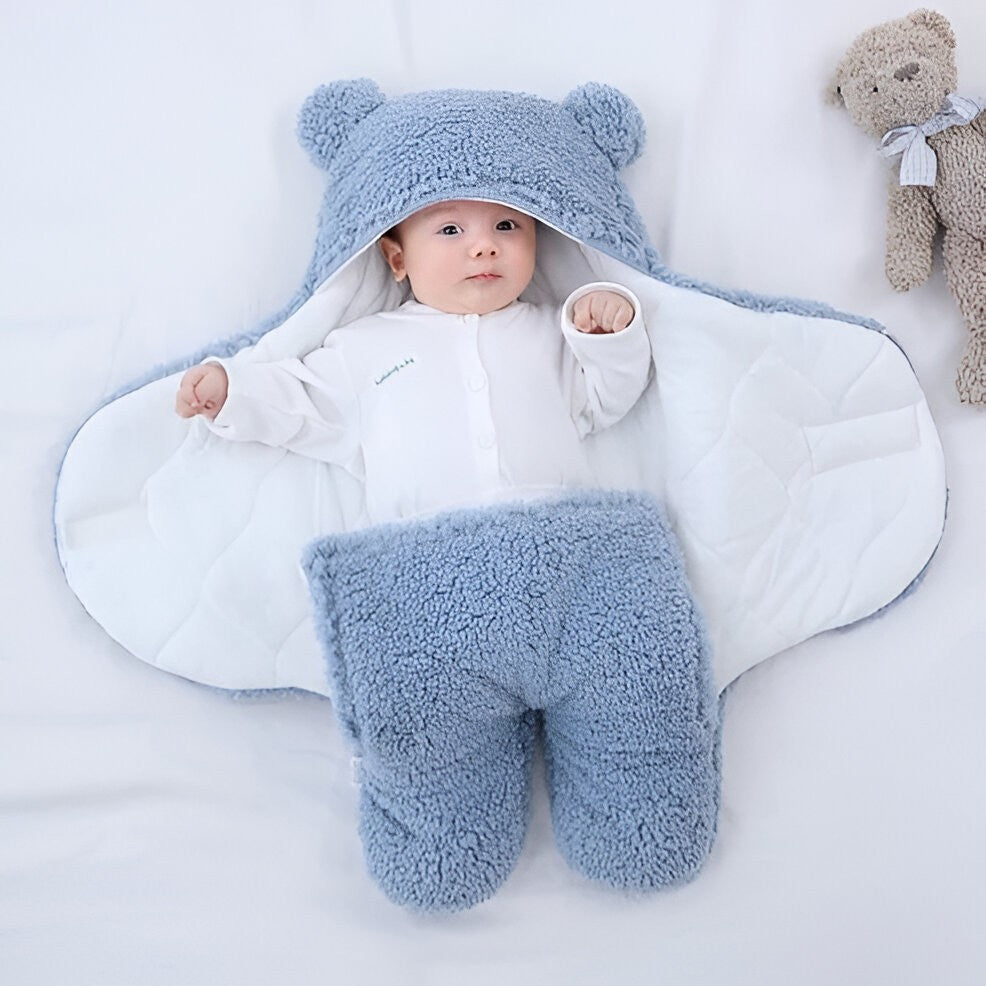 Soft, cozy Belro baby blanket with pastel colors, perfect for cuddling and adding warmth to nursery bedding.