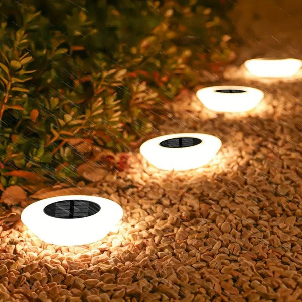 Rust-proof solar outdoor light accessory for umbrellas by Belro, featuring durable design and solar-powered illumination.