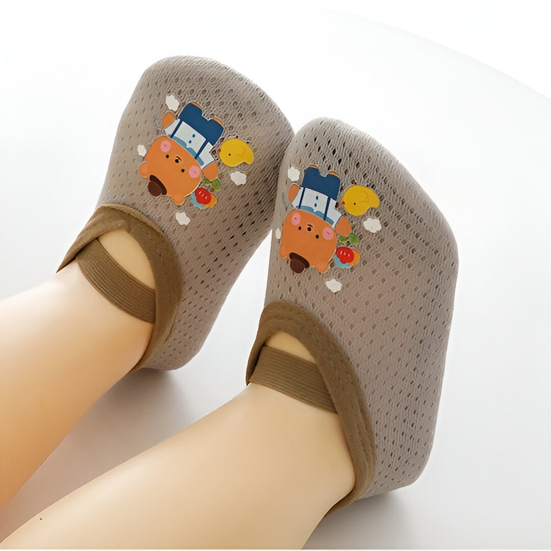 Belro baby cartoon non-slip shoes with colorful patterns and soft soles, designed for comfortable and safe toddler footwear.