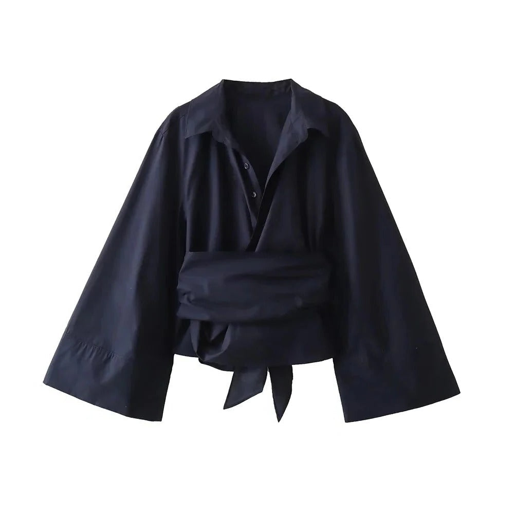 Men's Belro blouse with wide bow belt, stylish clothing featuring a comfortable fit and elegant design.