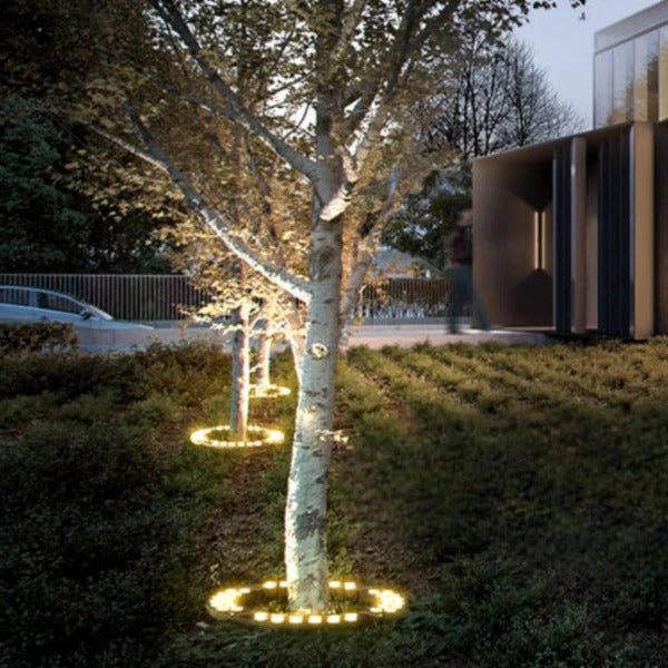 Belro LED Tree Spotlight illuminating a garden tree with bright, energy-efficient outdoor lighting in a home and garden setting.