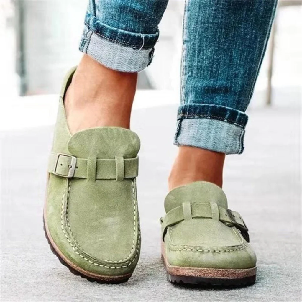 Belro orthopaedic women's clogs, supportive footwear with cushioned soles and open heel design, ideal for comfort and everyday wear.