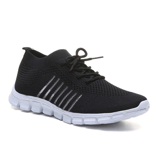 Belro orthopedic sneakers in black with cushioned soles and supportive design for comfortable footwear.