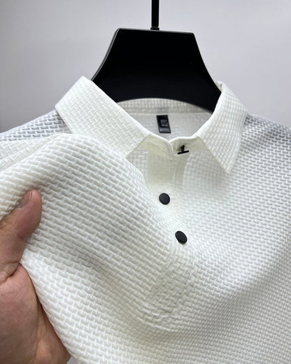 Men's Belro mesh polo shirt in breathable fabric, featuring a classic collar and short sleeves, ideal for casual wear.