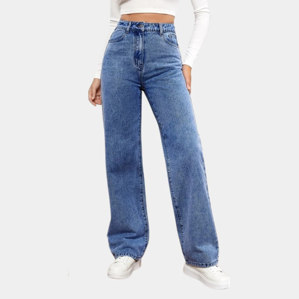 Belro casual baggy jeans for women featuring a relaxed fit and classic denim style, displayed on a model.