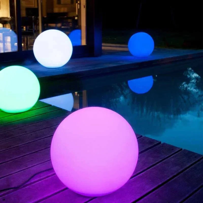 Wireless Belro outdoor globe light with 16-color LED sphere, weatherproof and suitable for outdoor umbrella decoration.