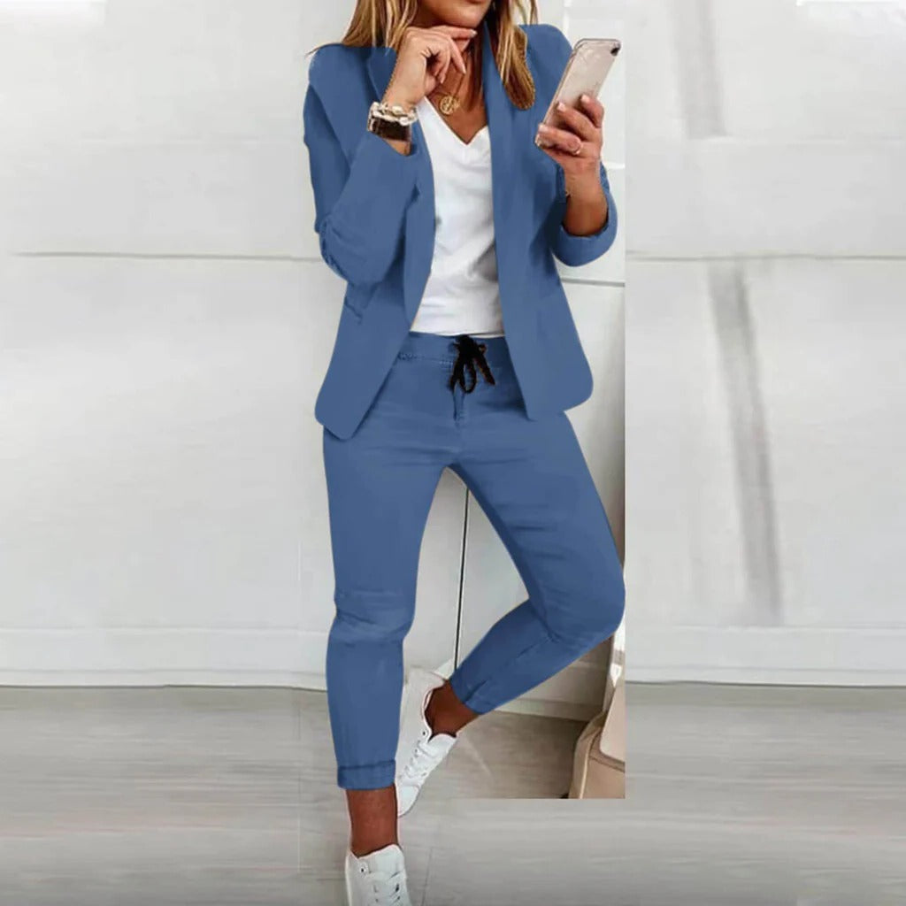 Belro blazer set with tailored pants, elegant and comfortable clothing for a polished professional look.