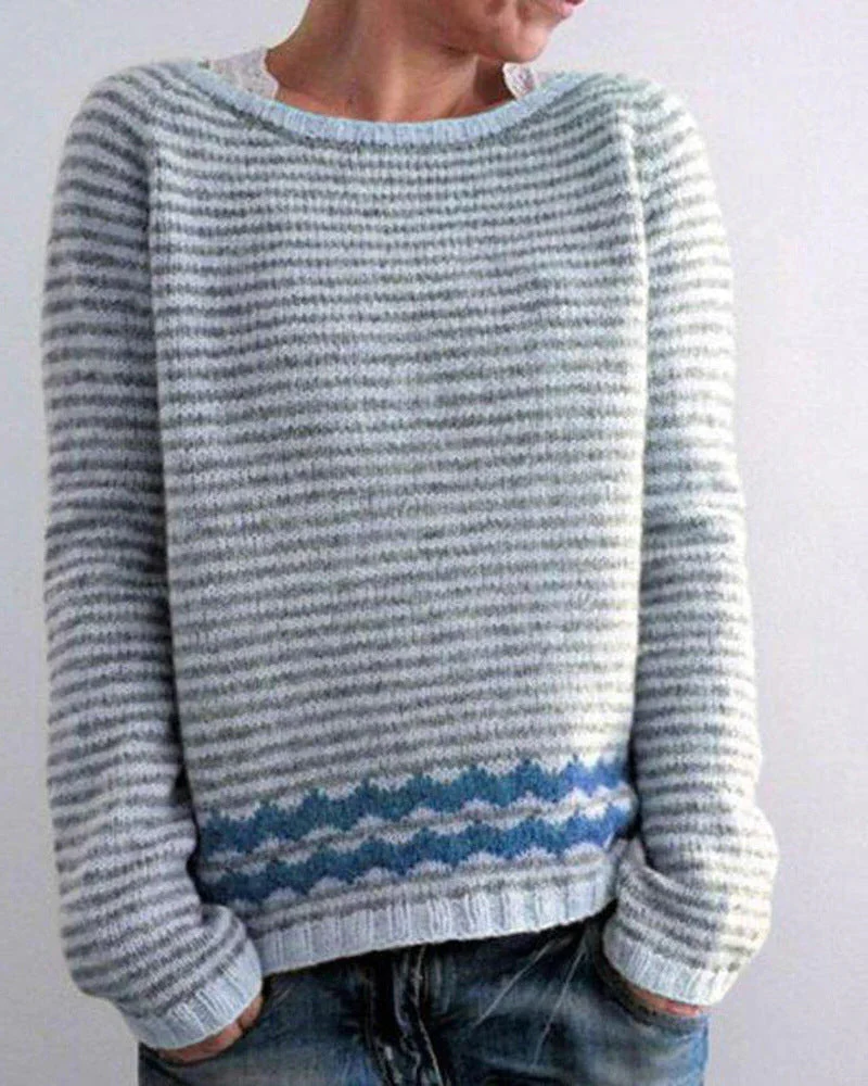 Women’s retro sweater by Belro featuring a cozy, vintage-inspired design in soft knit fabric.