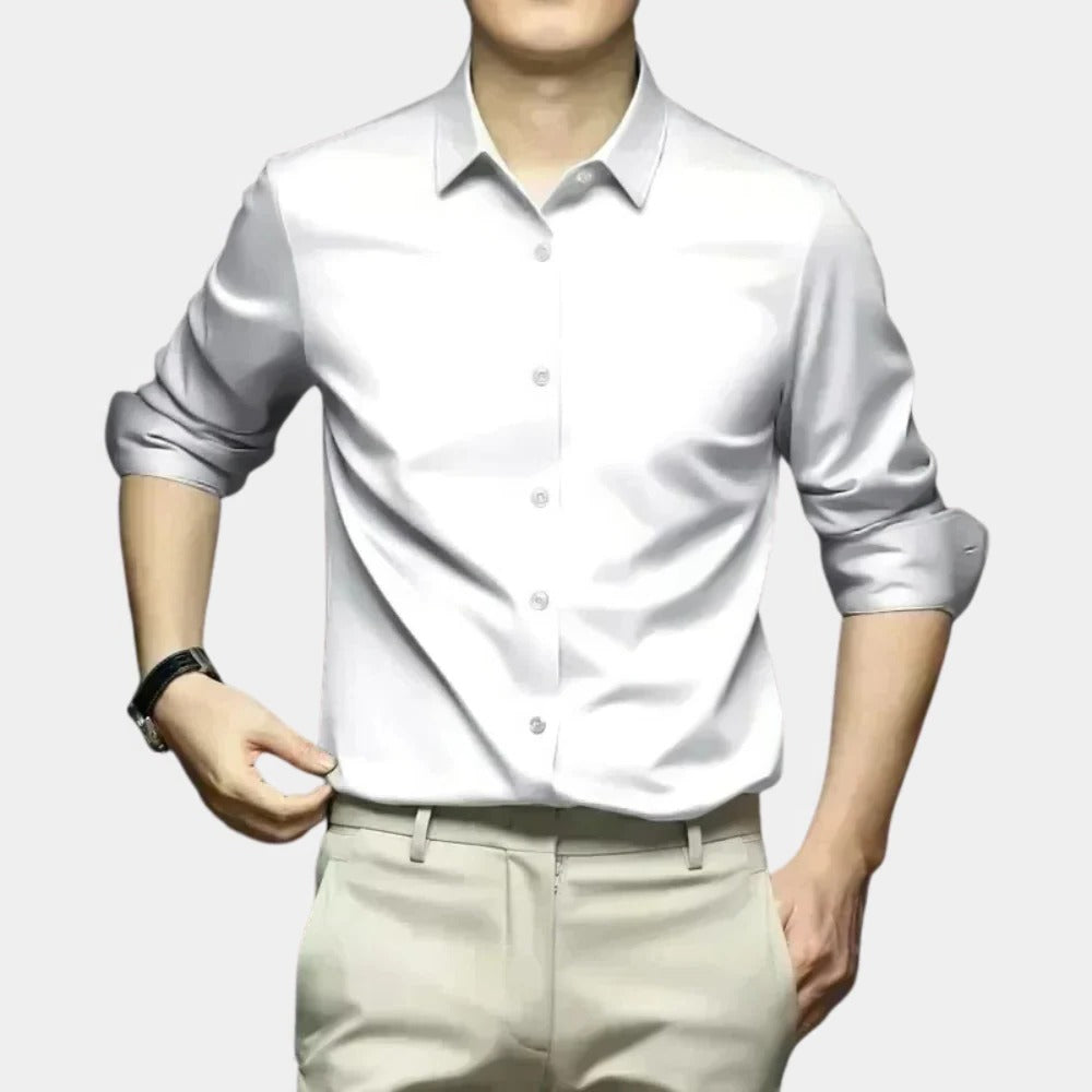 Belro men's wrinkle-free shirt, stylish and timeless, shown in a well-fitted, crisp fabric perfect for professional or casual wear.