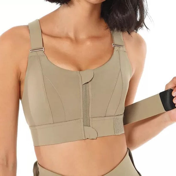 Belro high support sports bra in black, designed for activewear with adjustable straps and moisture-wicking fabric.