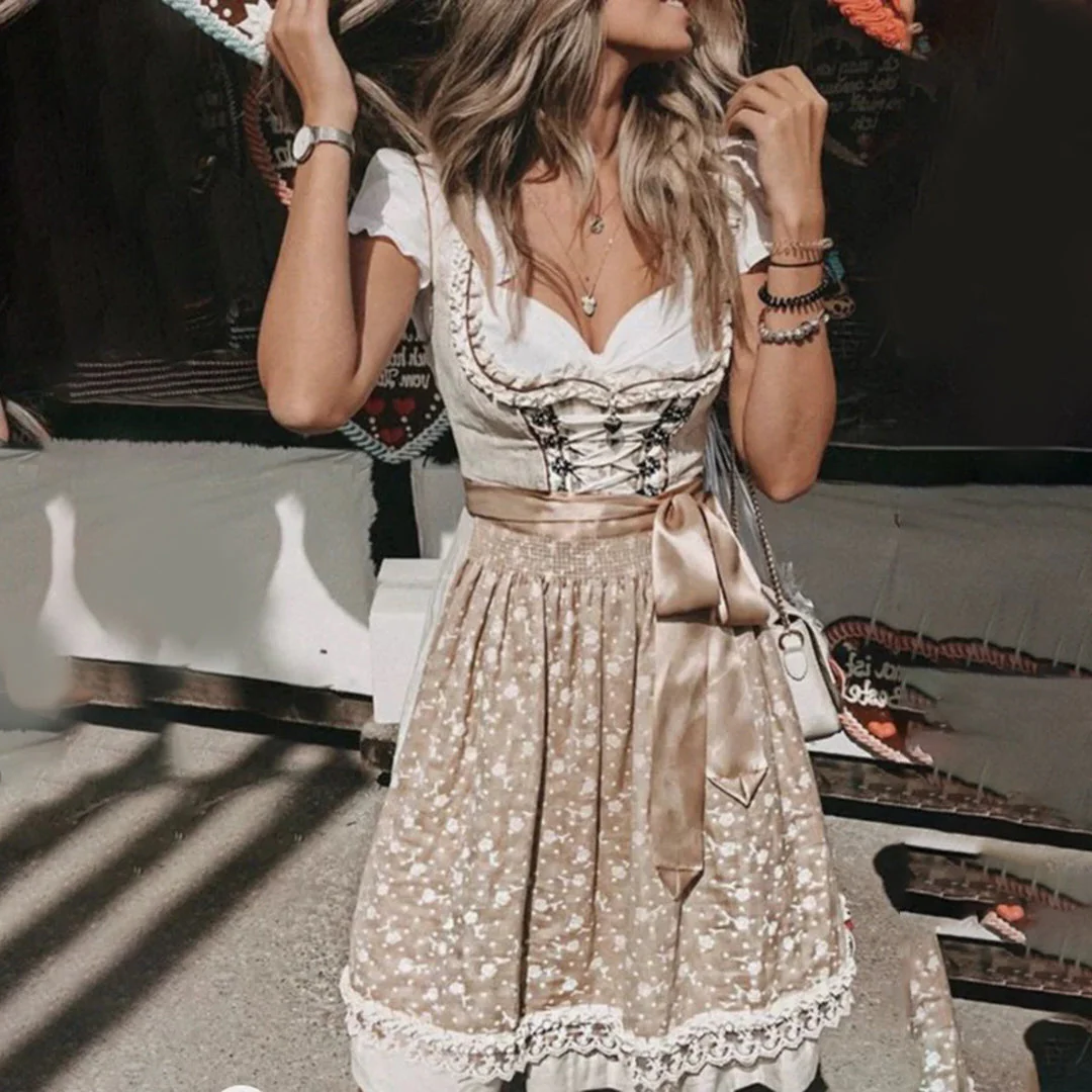 Belro blouse costume dress, stylish clothing dress with detailed design, suitable for fashionable occasions.
