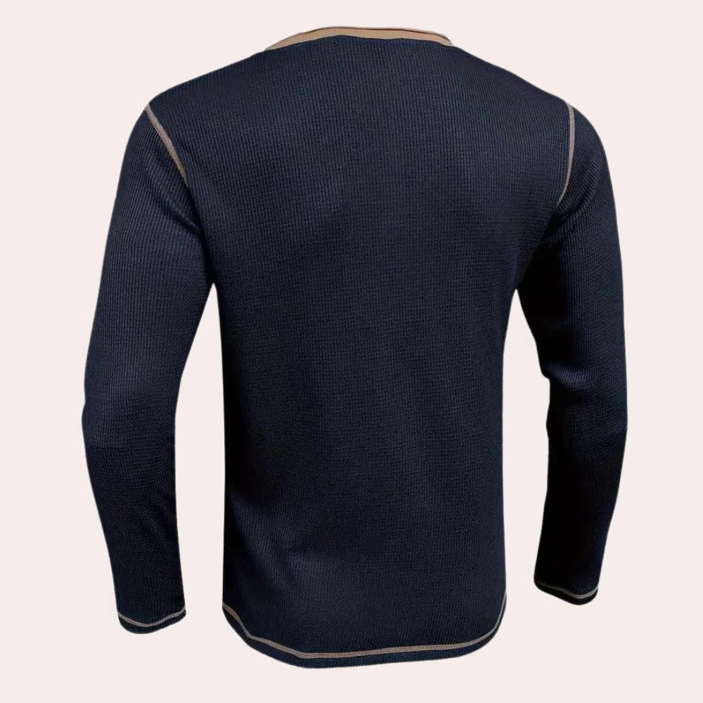Soft and comfortable men's Belro T-shirt in heather gray, featuring a classic crew neck and casual fit.