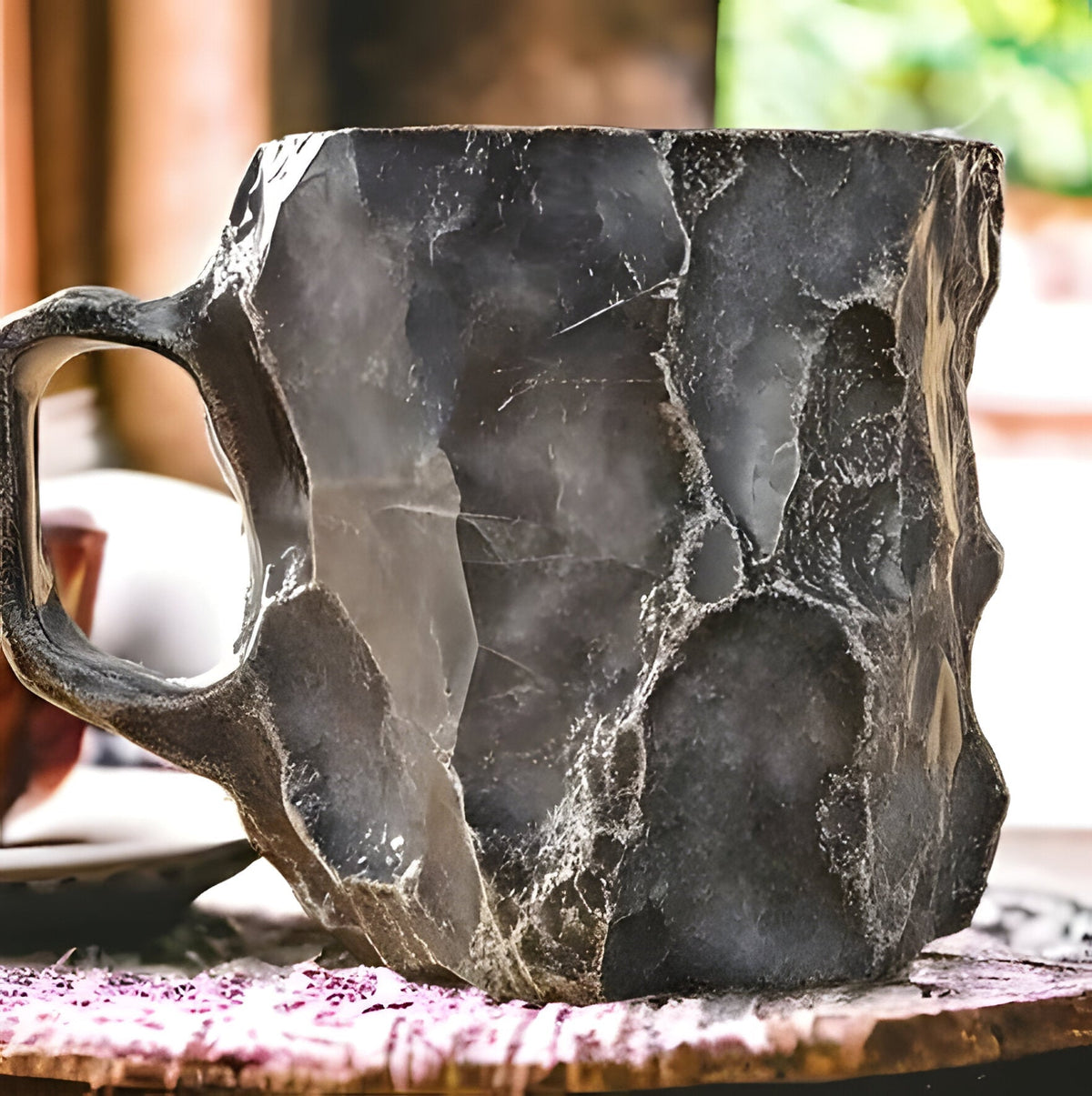 Belro mineral crystal coffee mug with a sleek design, perfect for kitchen and dining use.