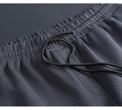 Men's leisure suit by Belro, featuring a comfortable casual clothing set with jacket and pants, ideal for relaxed everyday wear.