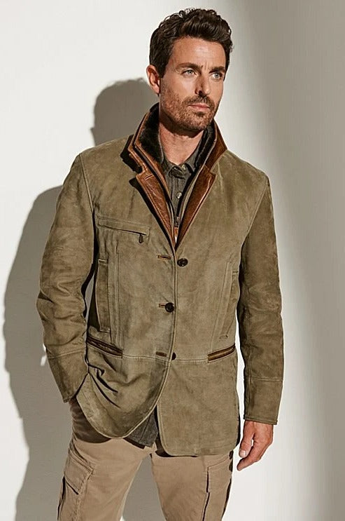 Belro vintage men's jacket with classic design, featuring a textured fabric and button details, perfect for casual or stylish wear.