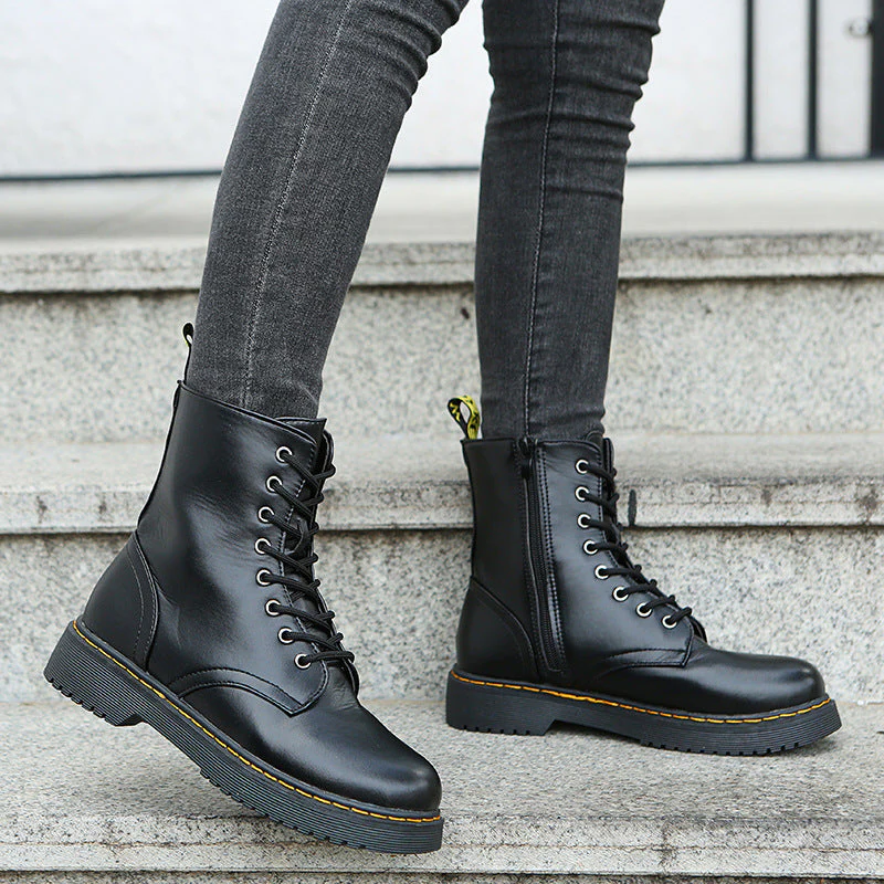 Belro comfortable lace-up boots with side zipper, stylish footwear designed for everyday wear.