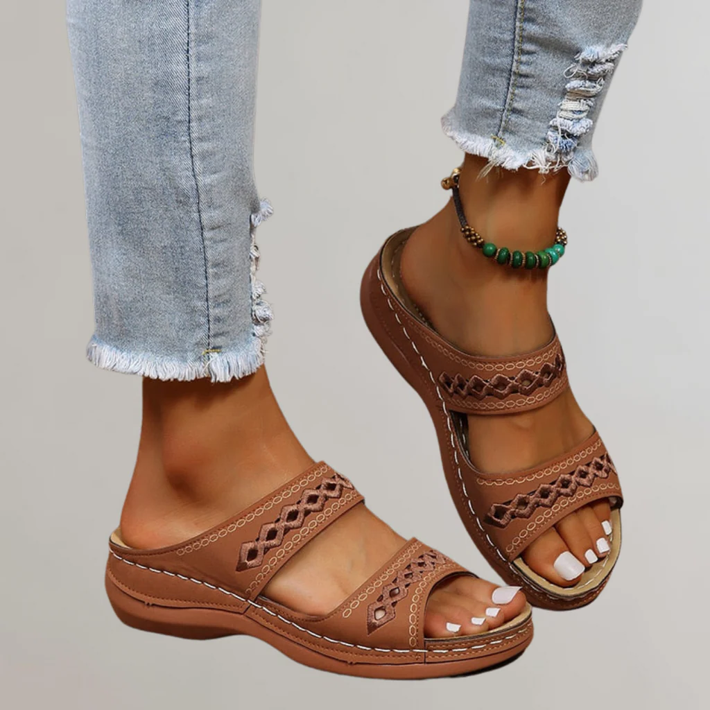 Belro women's orthopaedic sandals with cushioned straps, designed for comfort and summer wear, featuring supportive footbed.