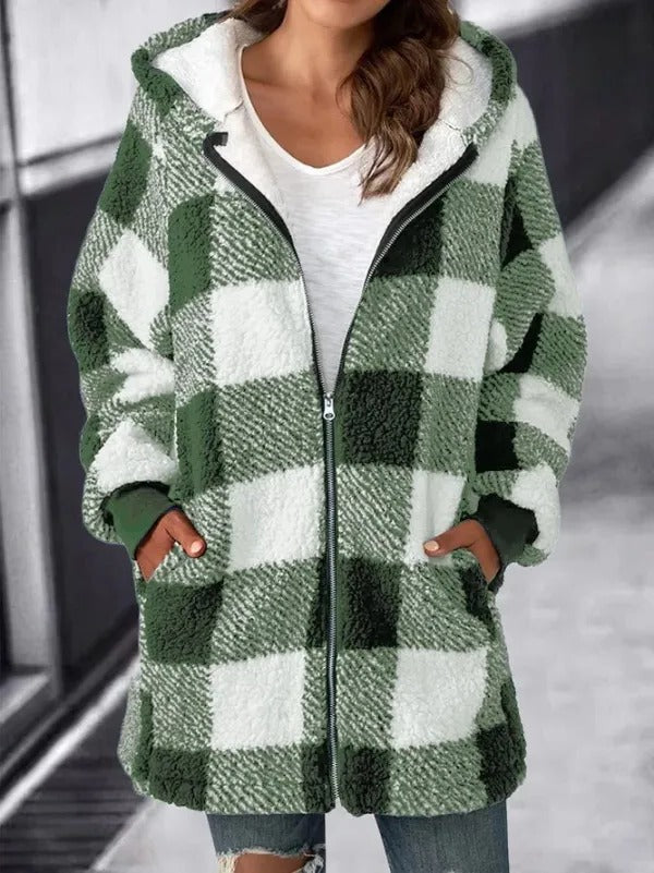 Women’s oversized plaid hoodie coat by Belro, featuring a loose fit and casual activewear style, shown in a cozy fabric.