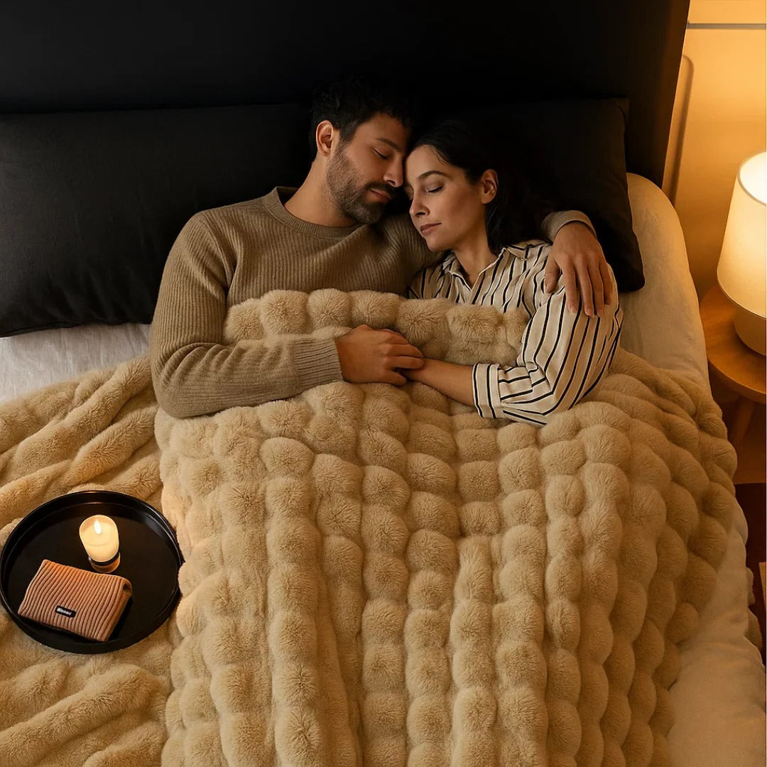 Belro all-season blanket with elegant design, soft and cozy bedding throw for home decor and comfort.