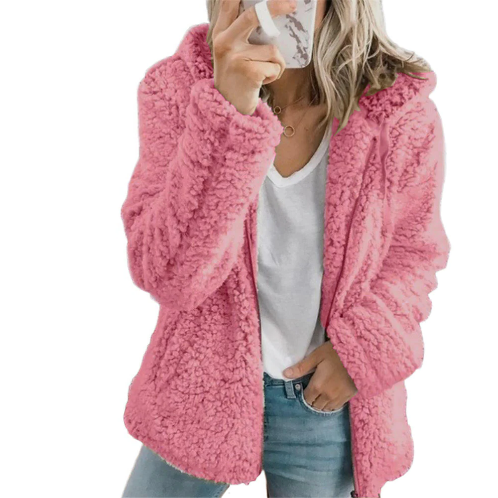 Men's Belro teddy fur coat featuring soft fleece material, with visible pockets and zipper for a cozy, stylish look.