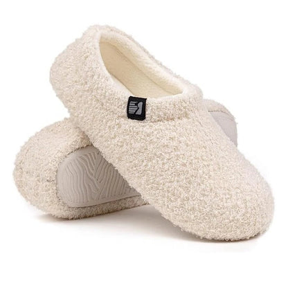 Belro fleeced closed back indoor slipper showing soft fleece lining and comfortable footbed for cozy indoor wear.